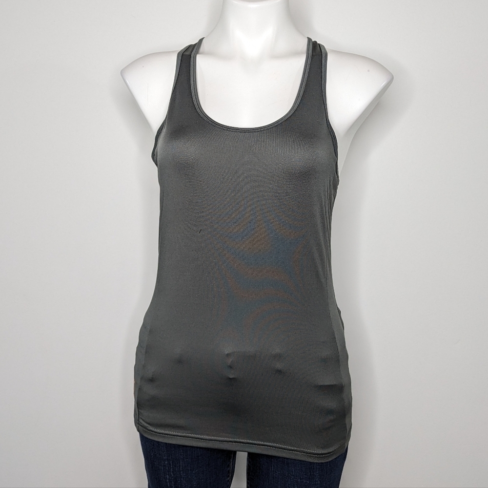 ✨3/$15 Orangetheory Fitness grey & orange plastic logo tank S